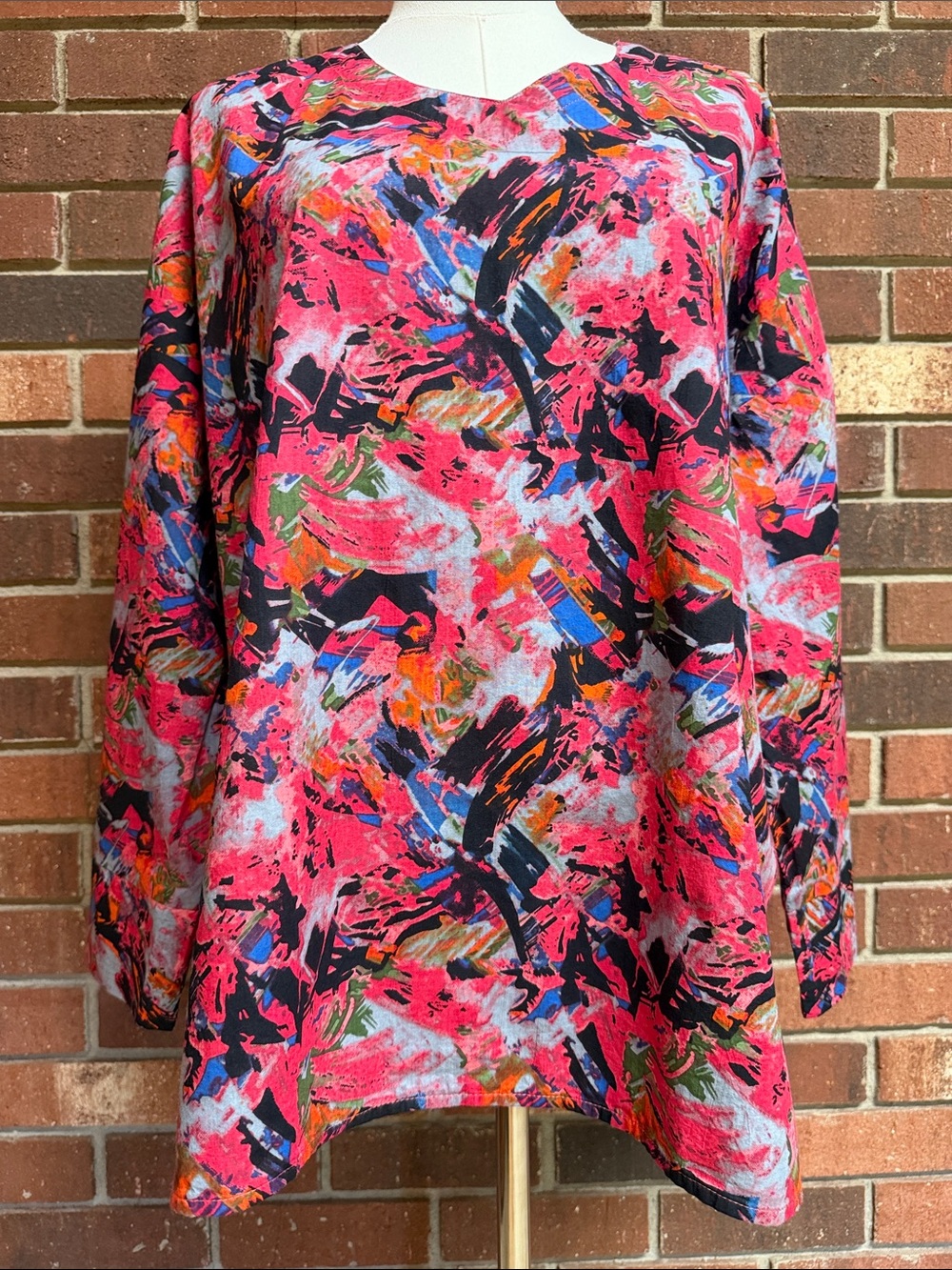 Dress Addict Vibrant Abstract Pink Long-Sleeve Blouse Size Medium